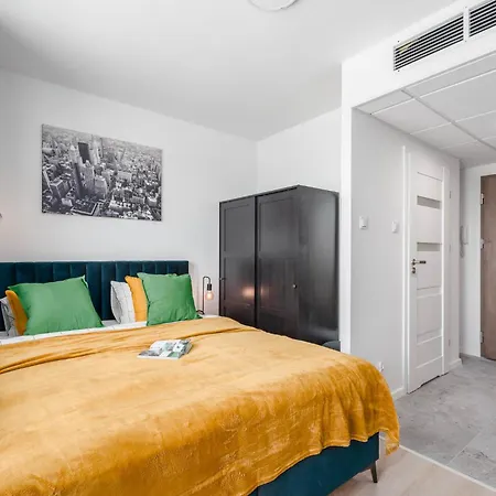 Enjoy! Pileckiego Apartment